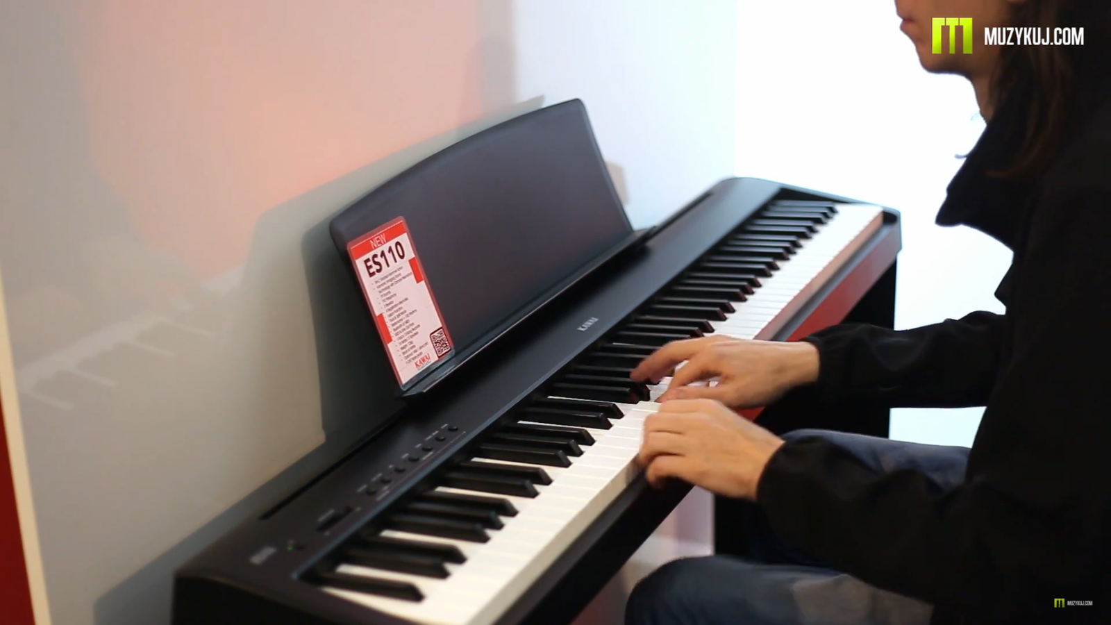 Es 110 B Digital Piano Black