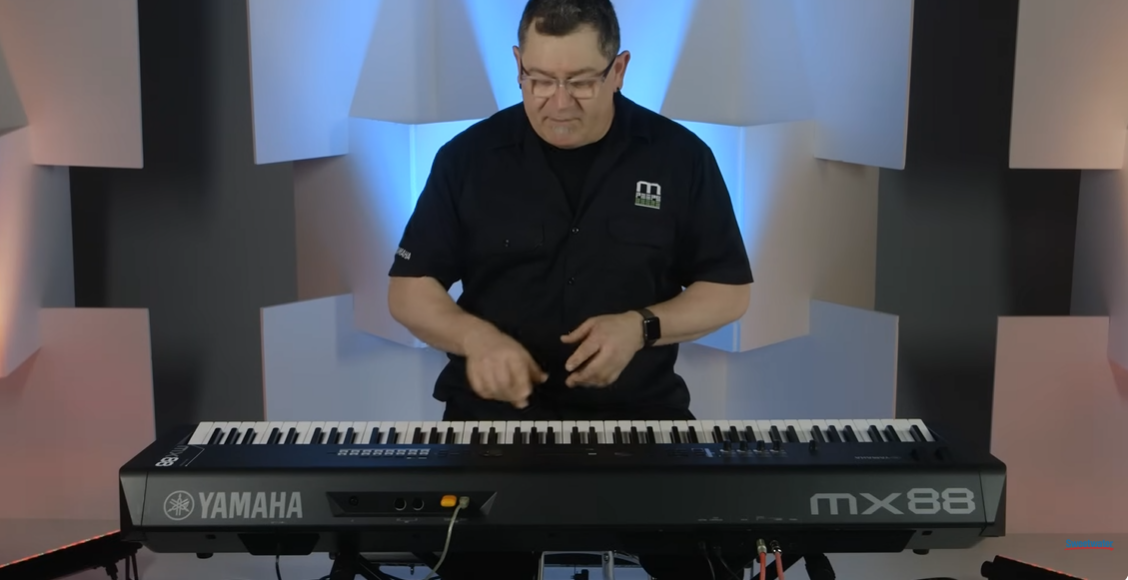 yamaha mx 88