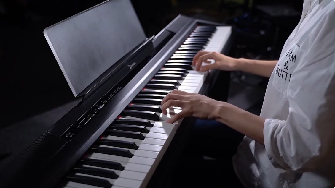 Donner DEP 10 piano