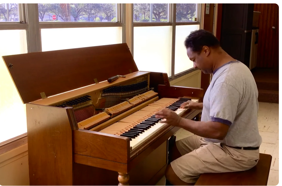 Wurlitzer Piano