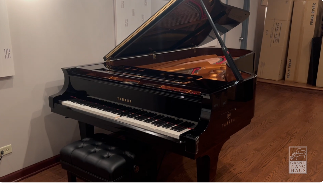 Grand Pianos